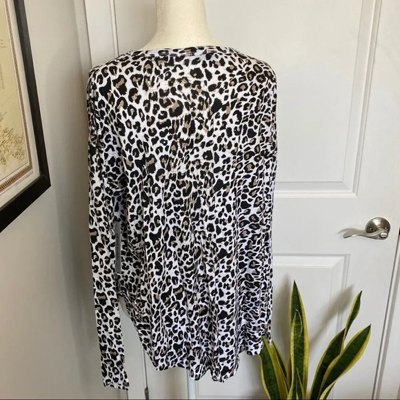 NWT Sweet Romeo Leopard Print Long Sleeve Top - Picture 10 of 10
